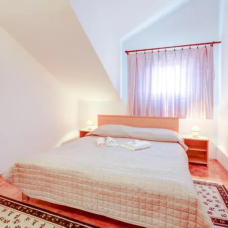 With Beautiful View And Big Terrace * Vrboska