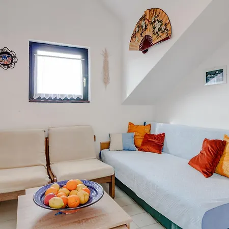 Apartamento With Beautiful View And Big Terrace *